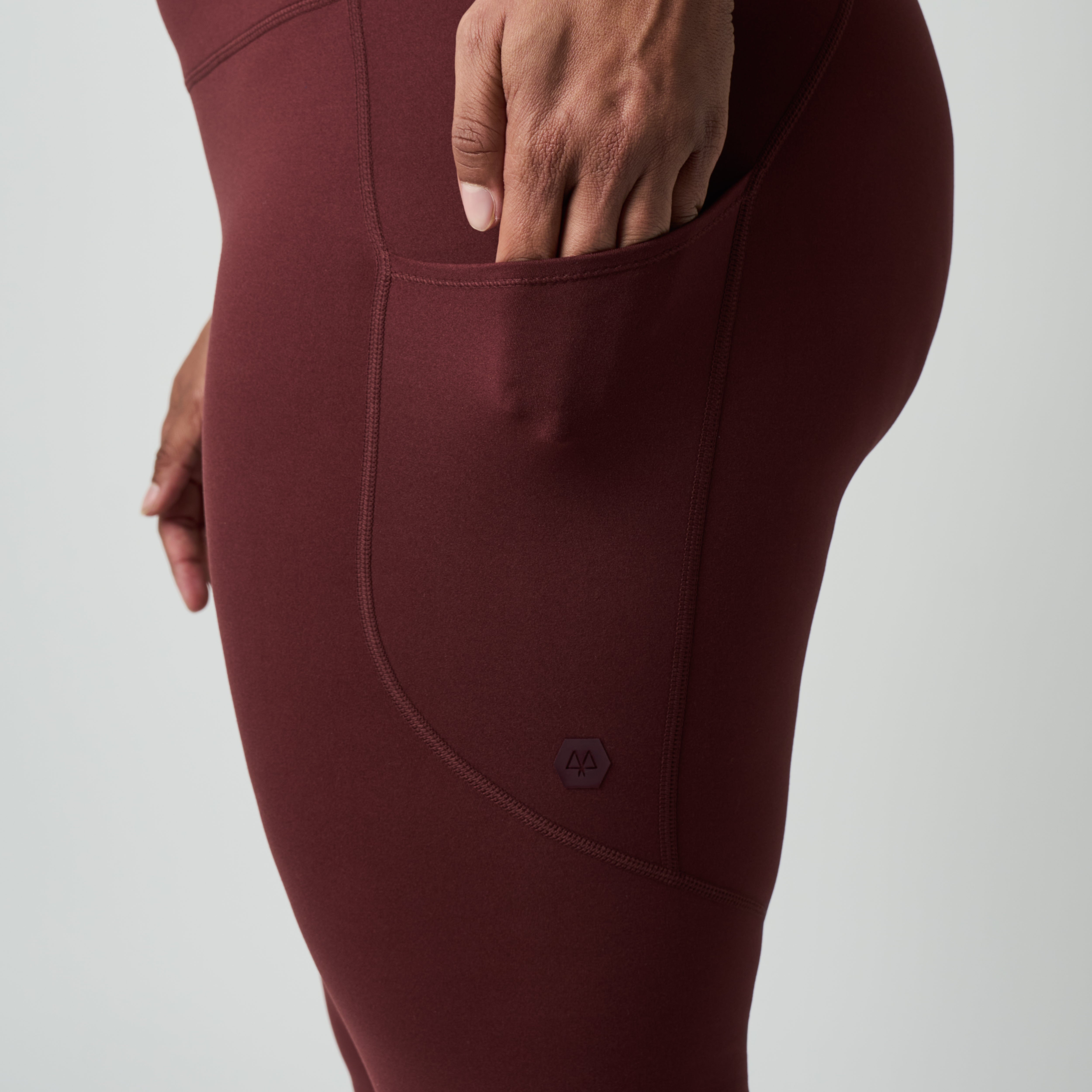 Uplift Pocket Legging - Burgundy