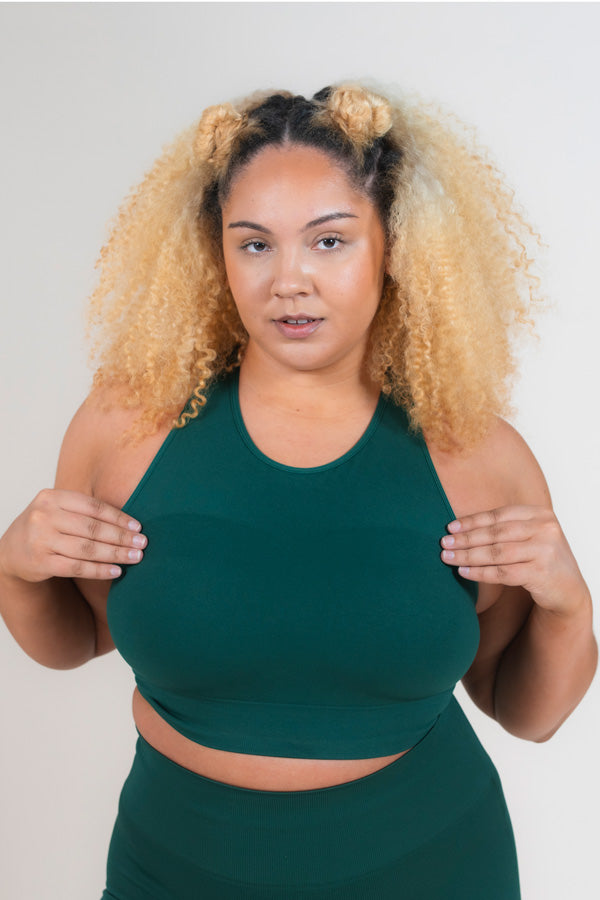 Supportive Seamless Forest Fit